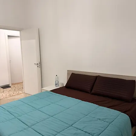 Corneto Land * Řím